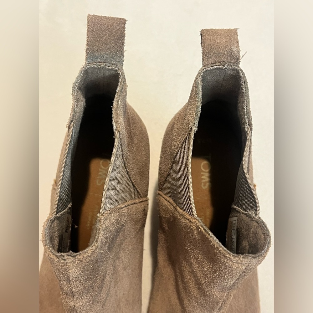 Toms Taupe Suede Boots Ankle Booties Women’s Shoes Size 7.5 - Picture 6 of 16